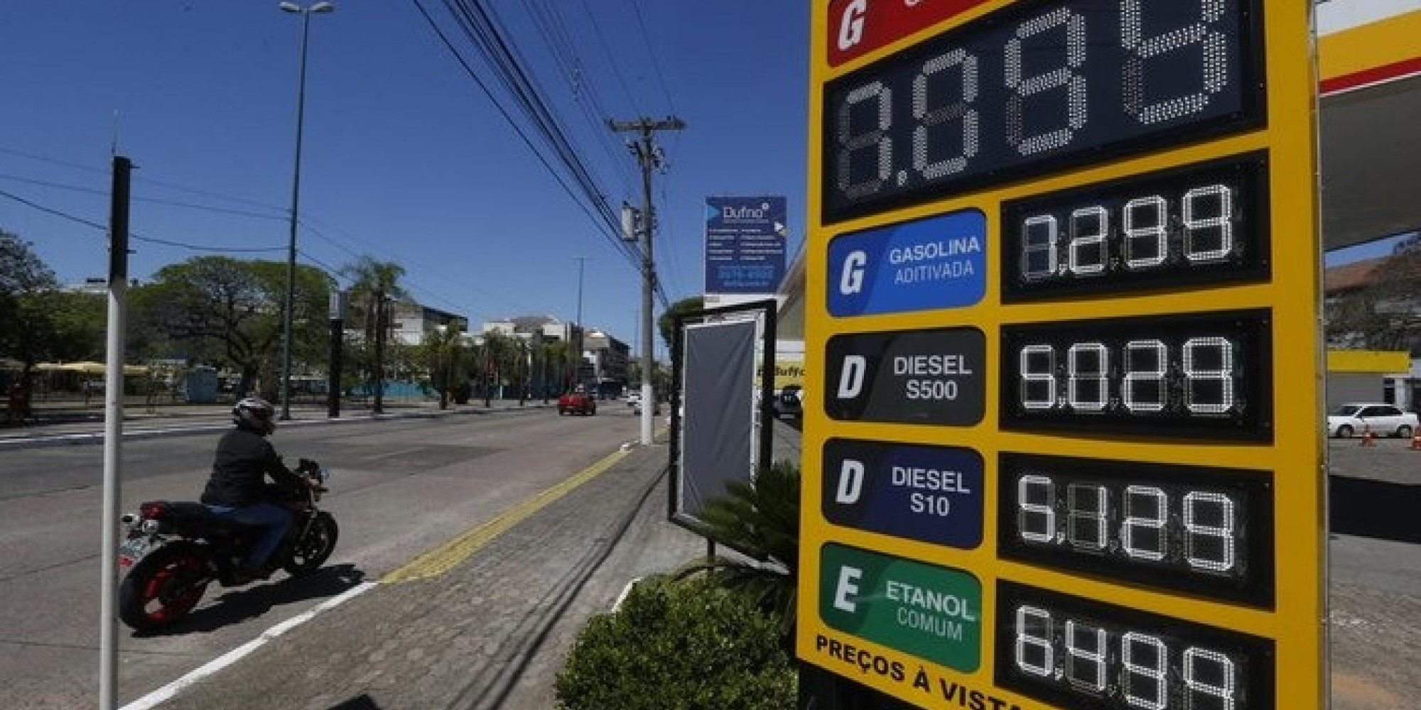 Governo anuncia redução de 71 centavos no ICMS da gasolina