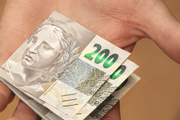 Segunda parcela do 13º vai injetar R$ 112,9 bilhões na economia