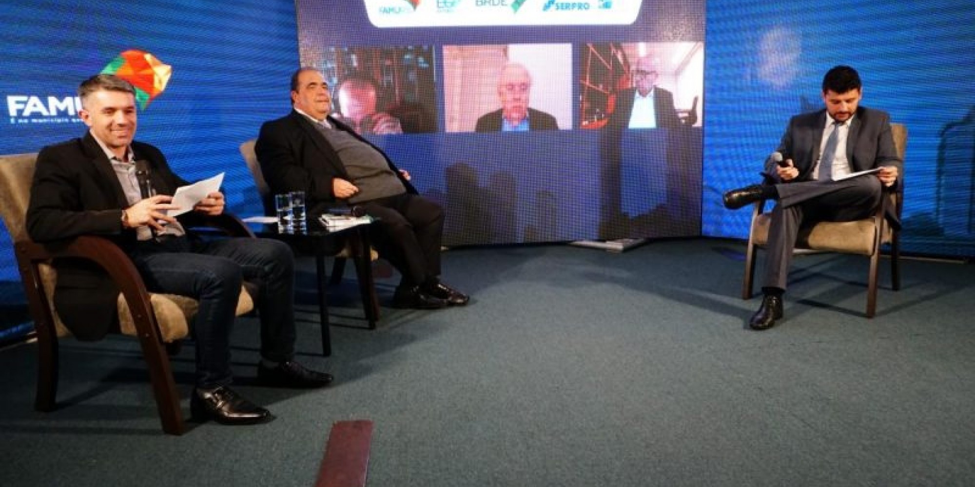 Presidente da entidade e prefeito de Taquari, Maneco Hassen, é responsável pela mediação do evento Presidente da entidade e prefeito de Taquari, Maneco Hassen, é responsável pela mediação do evento