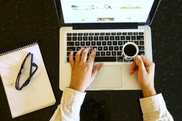 Censo: matrículas em cursos superiores de EAD superam presenciais