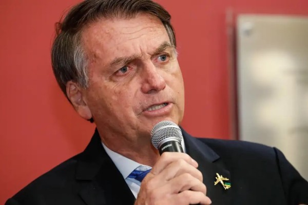 Bolsonaro defende anistia a condenados do 8 de Janeiro em ato em Brasília