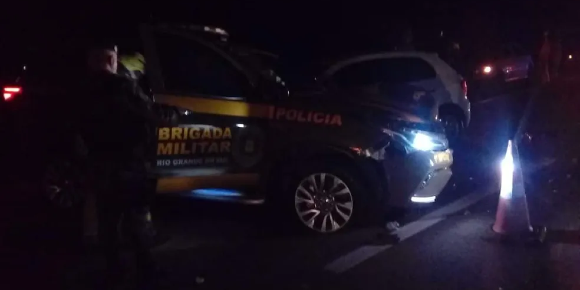 Motociclista morre ao colidir com árvore na ERS-130