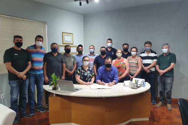 Ato ocorreu nesta segunda-feira (3)