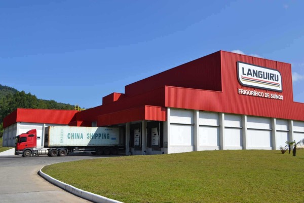 Associados aprovam continuidade de negociações de parceria da Languiru