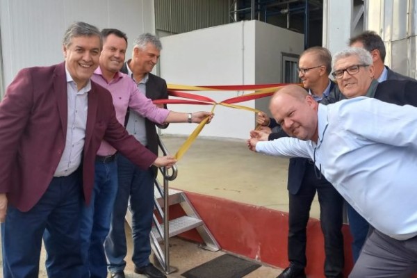 Dália alimentos inaugura queijaria em Arroio do Meio