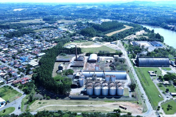 Infraestrutura para recebimento, secagem e armazenamento de milho e soja deve entrar em operação já nesta safra.