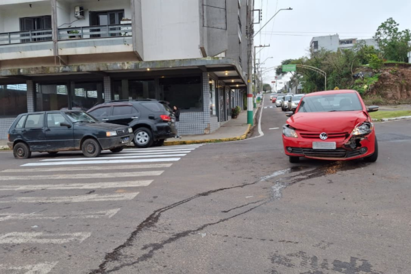 Houve apenas danos materiais