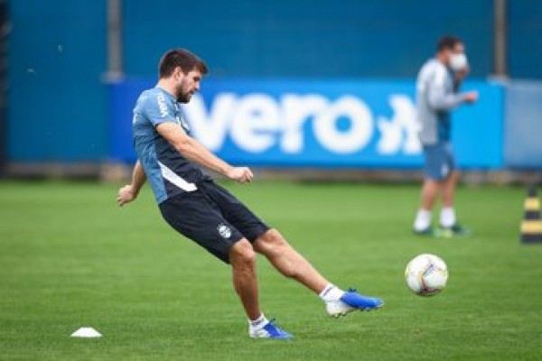 Tricolor incluiu bola nos treinamentos