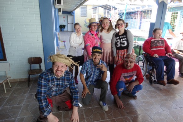 Evento promove integração entre assistidos e comunidade