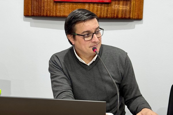 Presidente da Câmara de Encantado afirmou que decisão é pessoal e que deixará a vida pública ao fim do atual mandato
