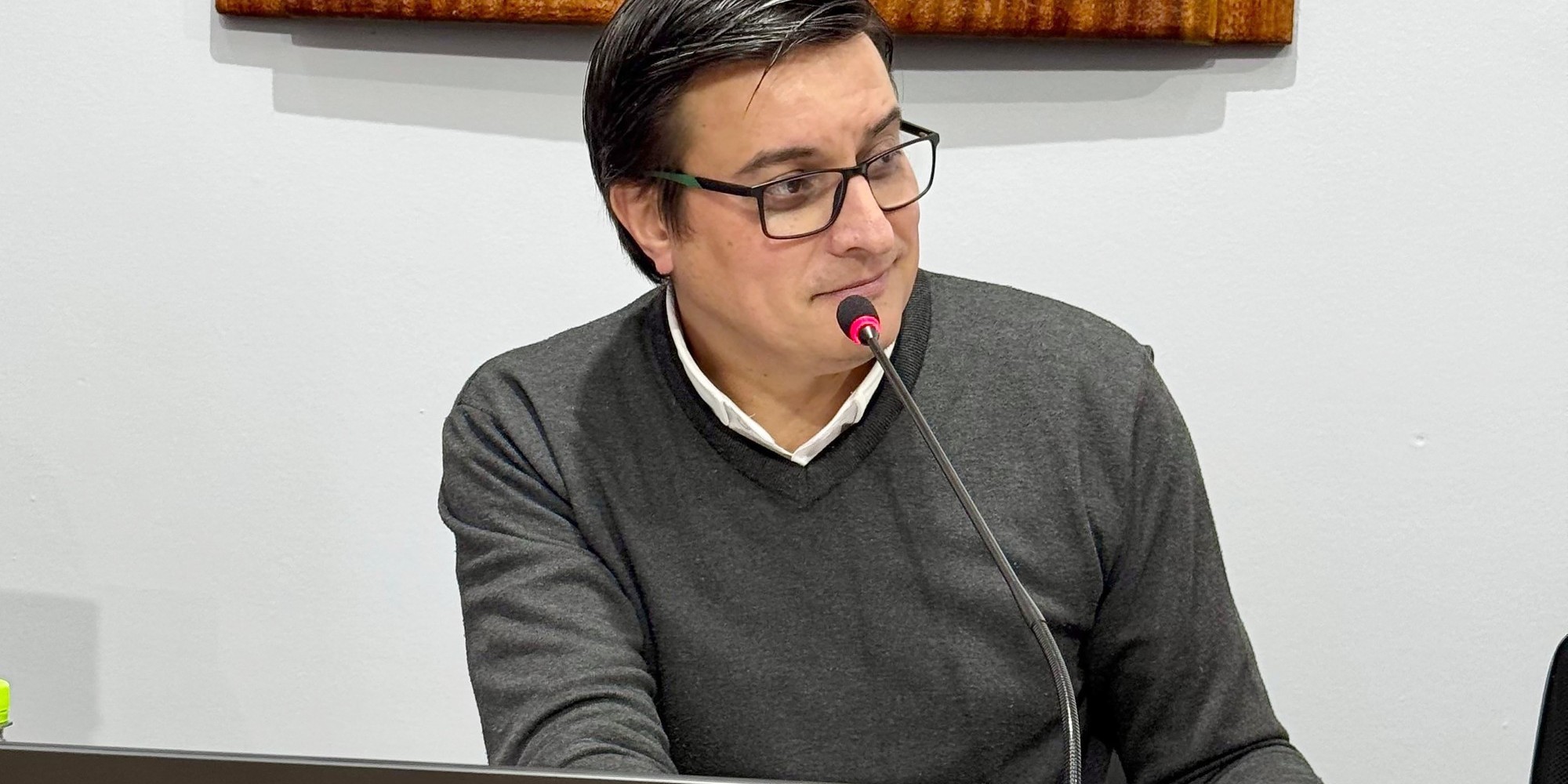 Presidente da Câmara de Encantado afirmou que decisão é pessoal e que deixará a vida pública ao fim do atual mandato Presidente da Câmara de Encantado afirmou que decisão é pessoal e que deixará a vida pública ao fim do atual mandato