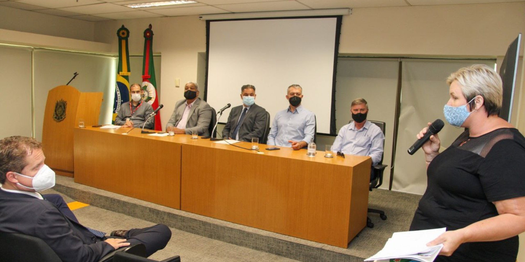 O procurador-geral de Justiça, Marcelo Dornelles, deu 30 dias para que a RGE apresente um plano de investimentos O procurador-geral de Justiça, Marcelo Dornelles, deu 30 dias para que a RGE apresente um plano de investimentos