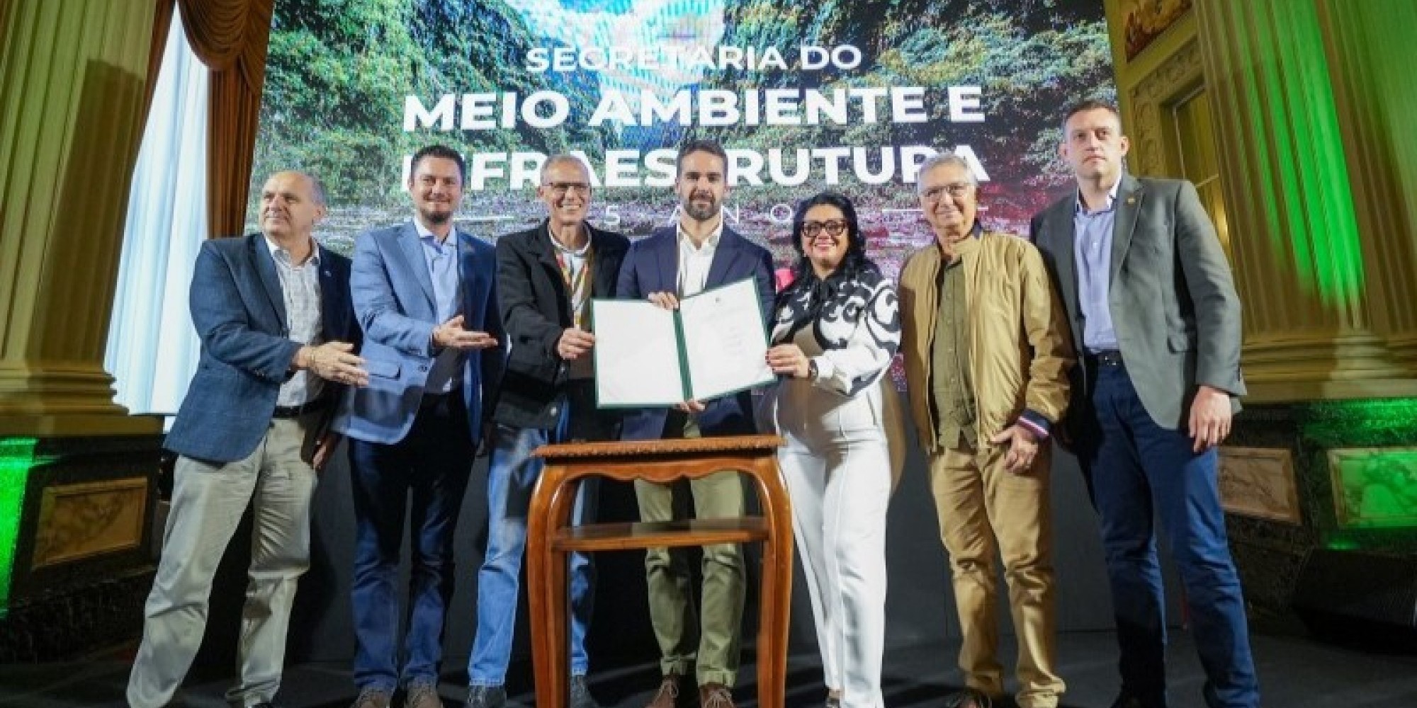 Iniciativas visam fortalecer conservação da biodiversidade e gestão dos recursos naturais. Os dois programas anunciados somam R$ 303 milhões de investimento. Iniciativas visam fortalecer conservação da biodiversidade e gestão dos recursos naturais. Os dois programas anunciados somam R$ 303 milhões de investimento.