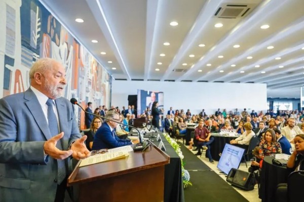 Baratear carros é o novo planejamento do presidente Lula 