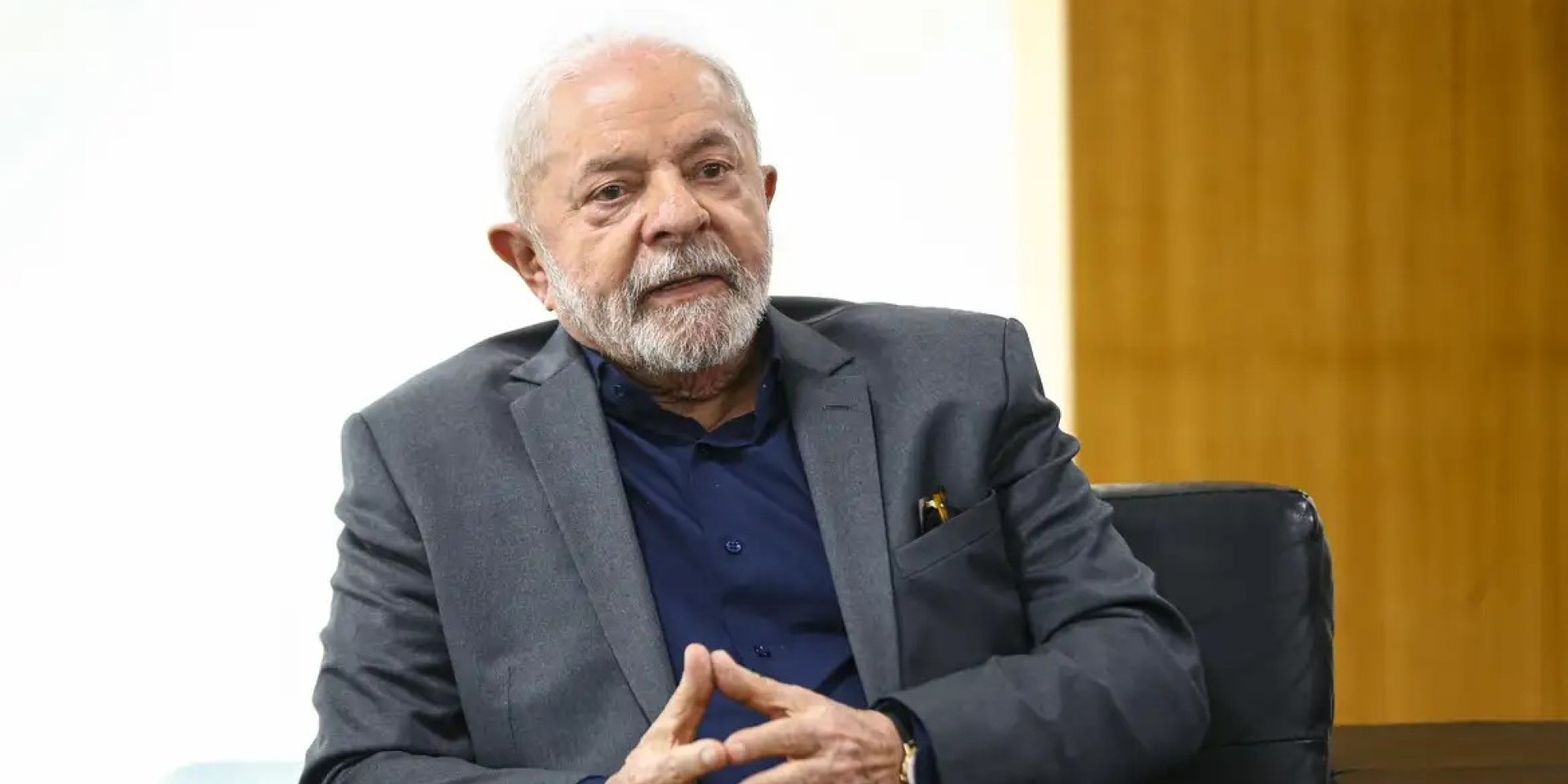 Presidente recebeu ministros do Supremo e Lewandowski no Alvorada, nesta terça (14), e mantém Messias como favorito à vaga; governo busca evitar resistências no Senado. Presidente recebeu ministros do Supremo e Lewandowski no Alvorada, nesta terça (14), e mantém Messias como favorito à vaga; governo busca evitar resistências no Senado.