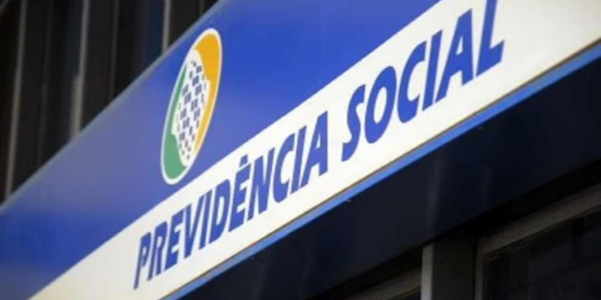 Bancos anunciam suspensão das linhas das linhas de crédito consignado para aposentados do INSS