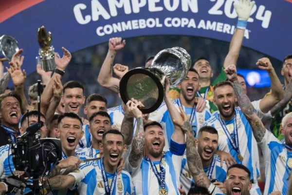 Argentina ganha da Colômbia e se isola como a maior vencedora da Copa América com 16 títulos