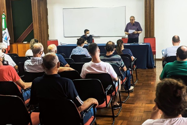 Encontro reuniu agricultores e integrantes da Administração Municipal