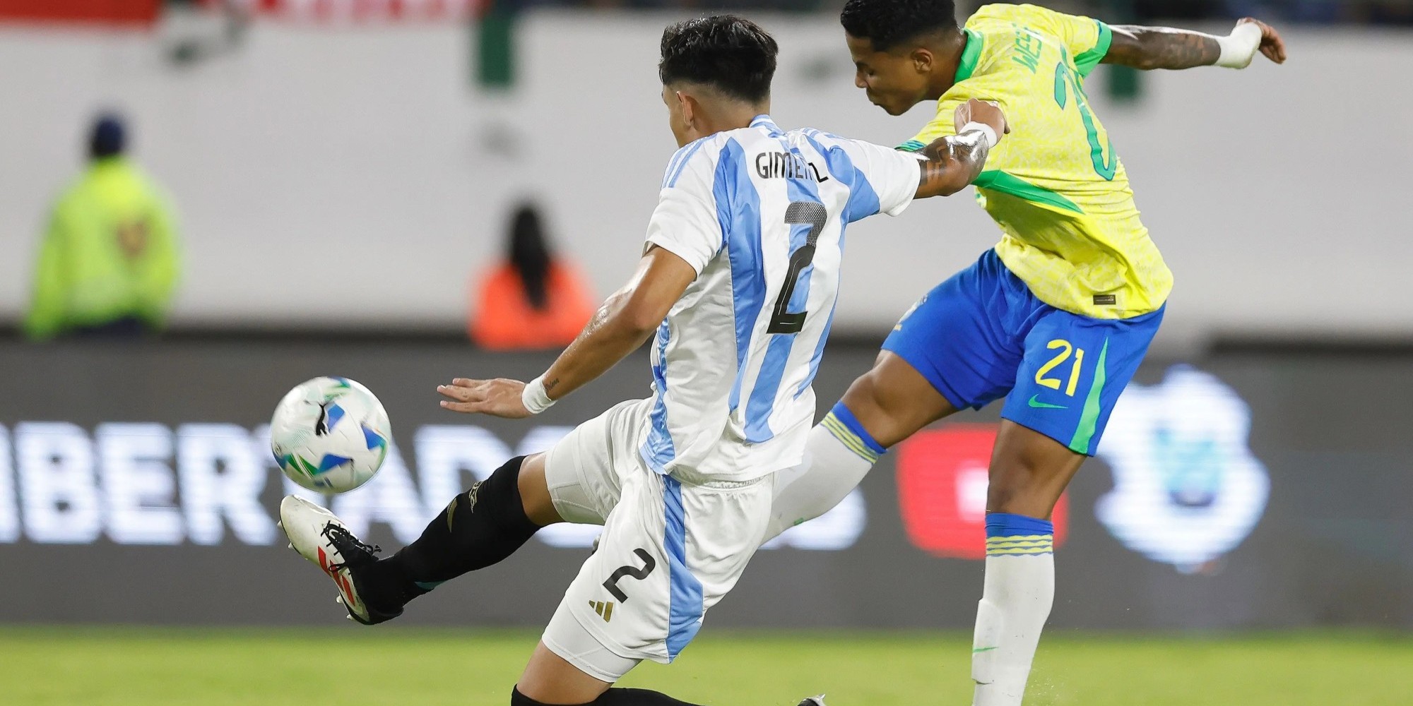 Equilíbrio marcou o clássico do hexagonal final, na rodada que definiu todos os classificados para a Copa do Mundo. Equilíbrio marcou o clássico do hexagonal final, na rodada que definiu todos os classificados para a Copa do Mundo.