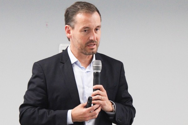 Em RA da Acil e CIC-VT, diretor da Aegea diz que meta da empresa é, até 2033, tratar 90% do esgoto do RS