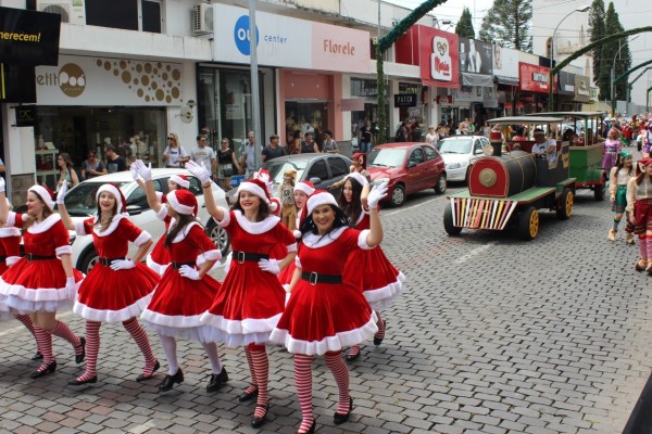 Lajeado Brilha 2021: Desfiles de Natal iniciam no próximo sábado