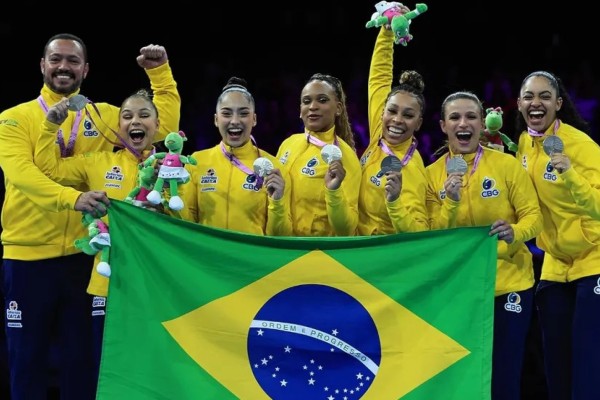 Brasil conquista medalha inédita por equipes no Mundial de Ginástica Artística 