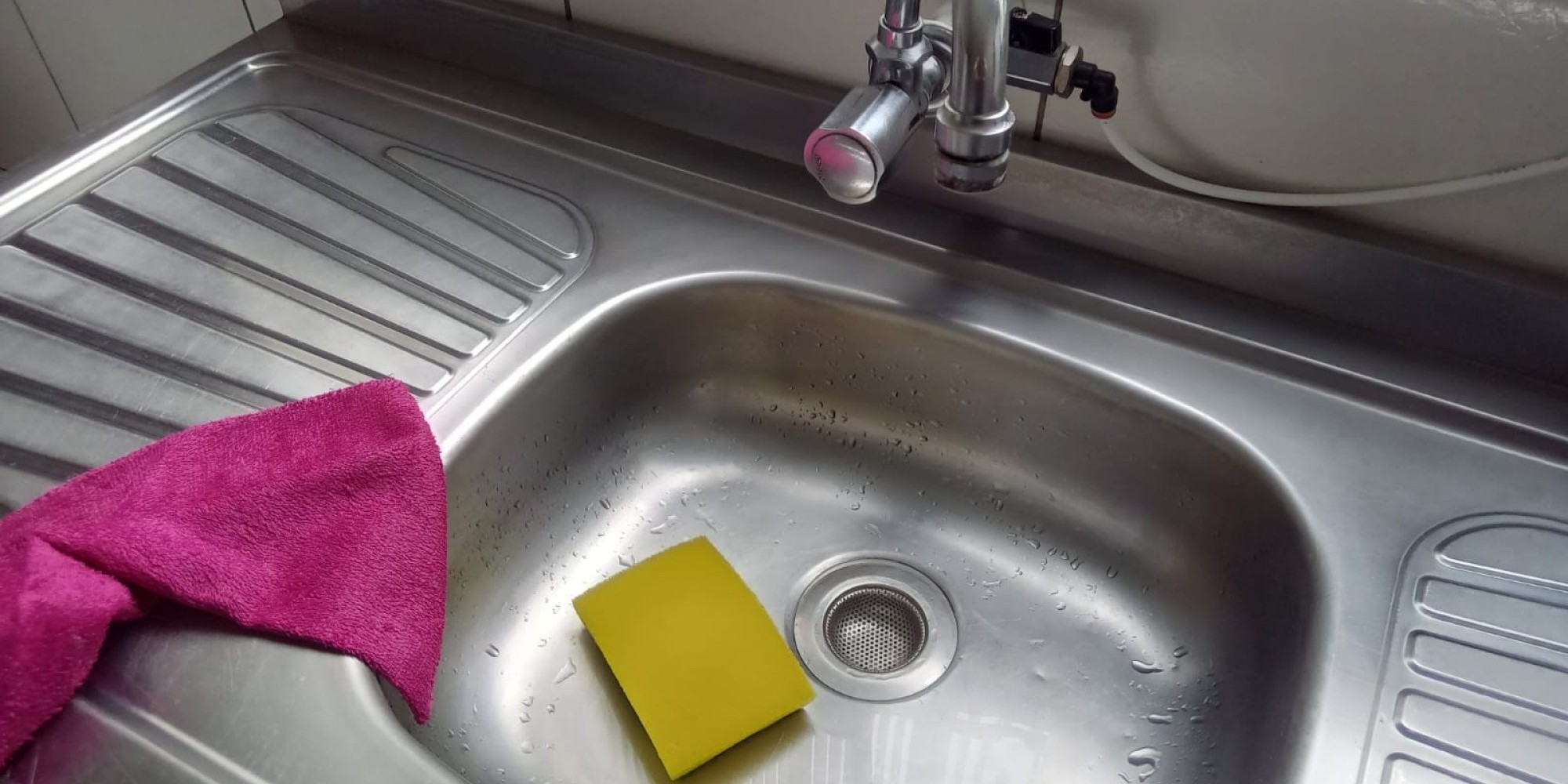 Cuidado com as misturas caseiras na hora de limpar a casa
