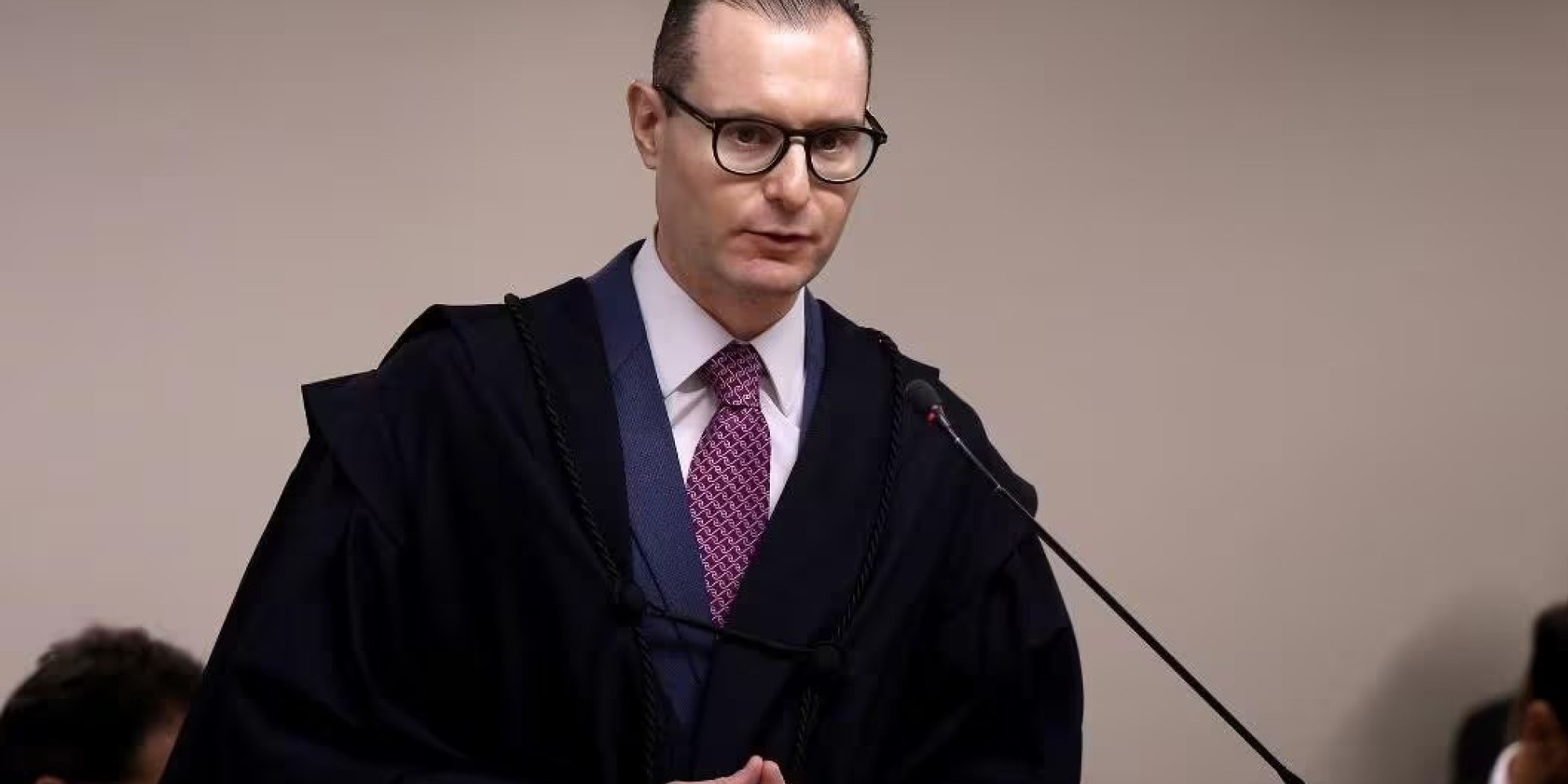 Cristiano Zanin, indicado ao STF, será sabatinado no Senado nesta quarta (21)