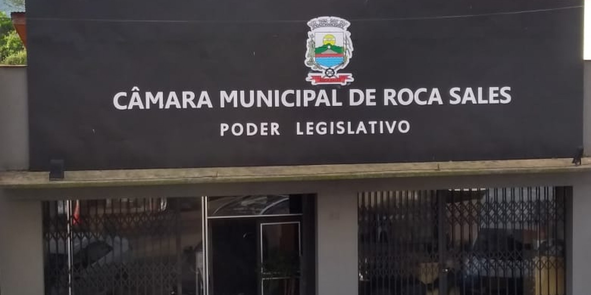 Sessão ocorreu na noite desta segunda-feira Sessão ocorreu na noite desta segunda-feira