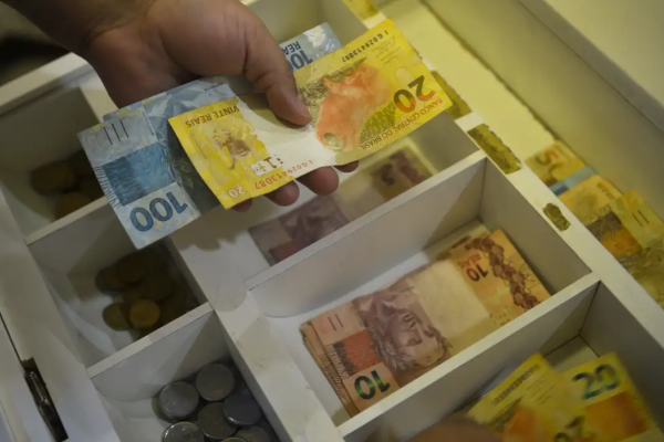 Até agora, apenas dívidas na mesma instituição podiam ser trocadas