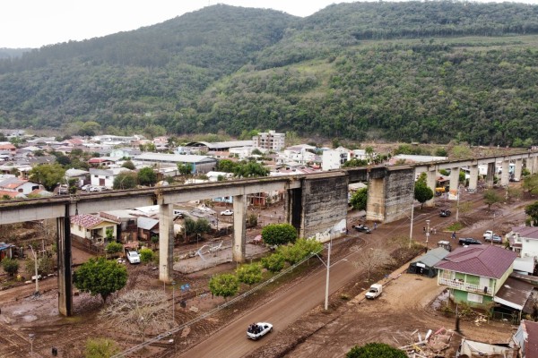 Hoje (7), a Câmara de Dirigentes Lojistas (CDL), começa a distribuição às famílias
