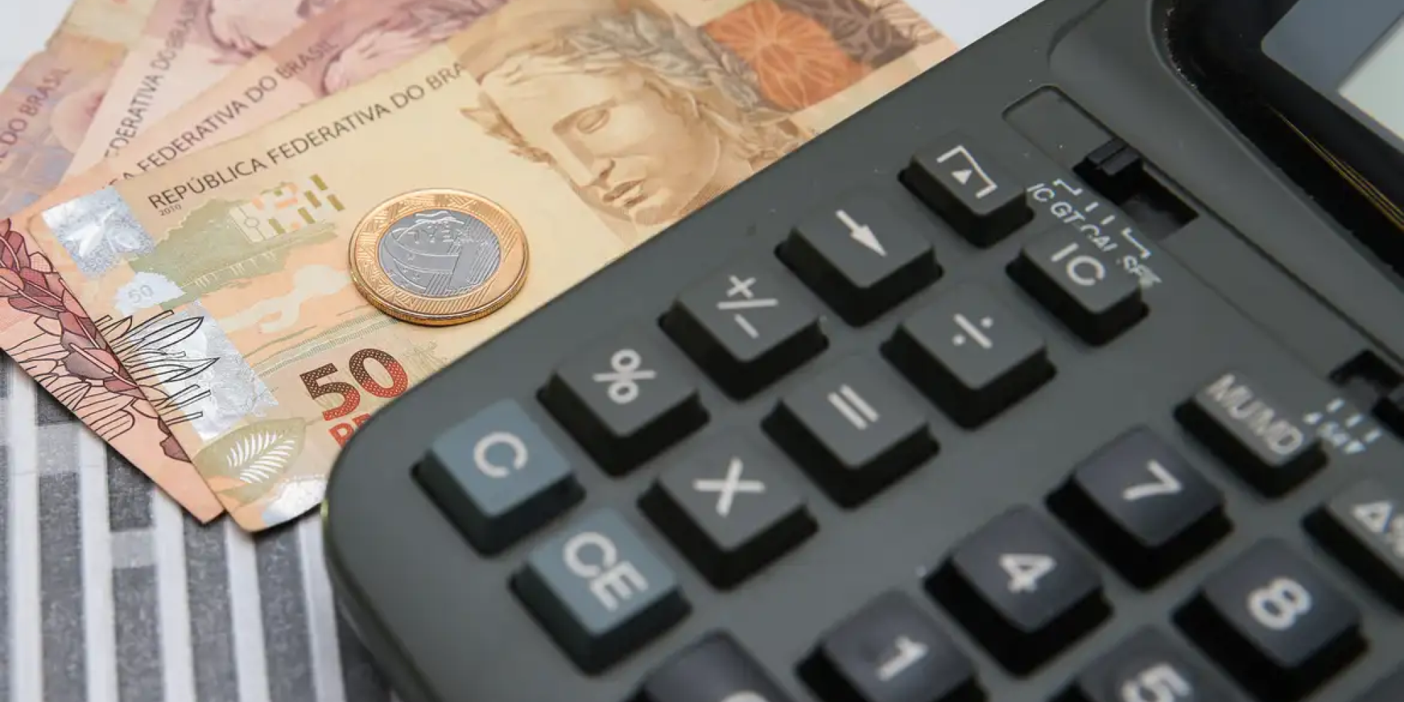 Em 12 meses, IPCA acumula 5,23% Em 12 meses, IPCA acumula 5,23%