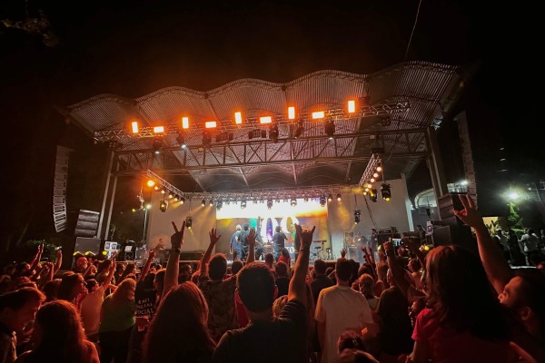 Comemoração teve shows da Orquestra Municipal de Encantado, Lucas Henrique e Guilherme, Tchê Guri e Papas da Língua.