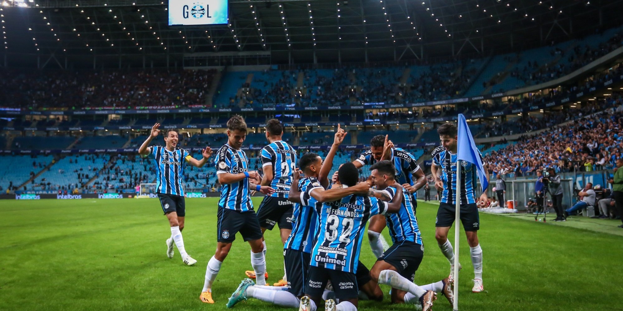 Os gols da vitória gremista foram marcados por Ferreira, Nathan Fernandes e André Henrique. Everton Cebolinha, fez valer a lei do ex, e Luiz Araújo marcaram para os visitnates.