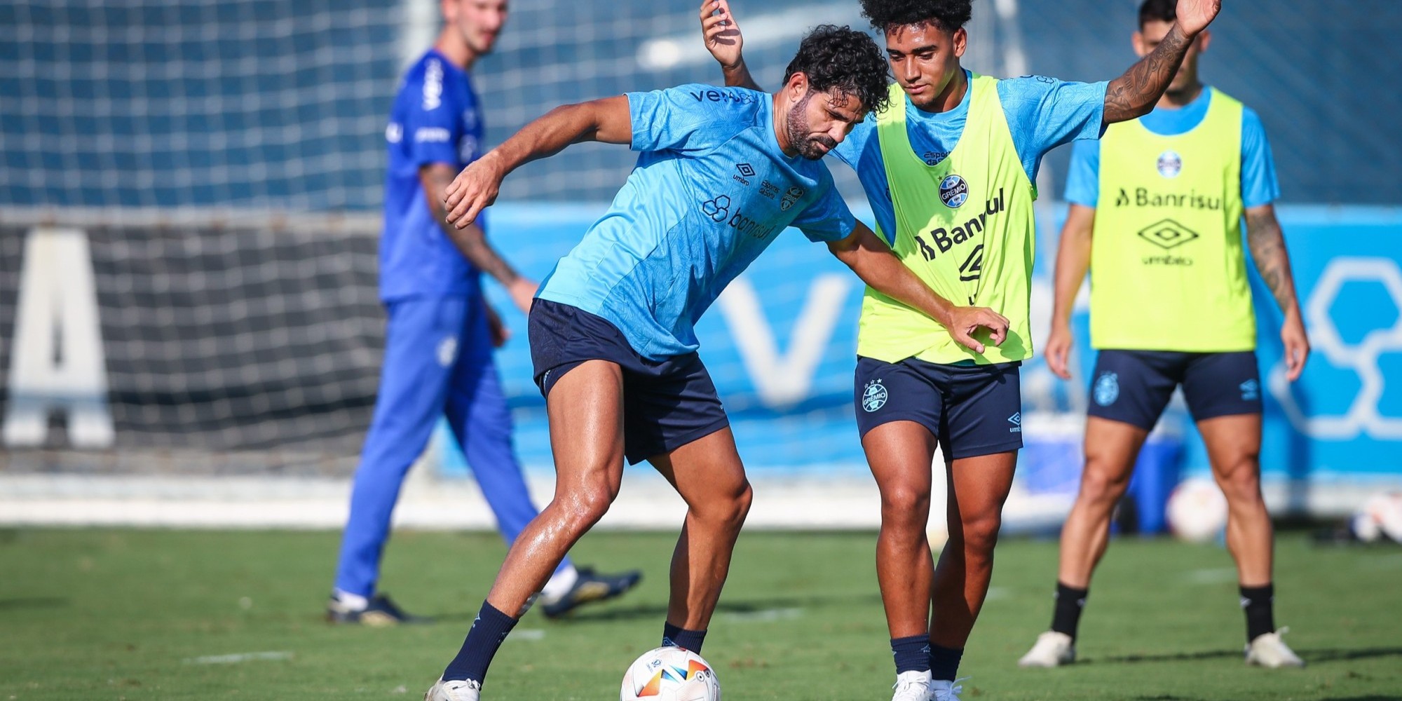 Tricolor realizou o último treinamento antes do confronto desta terça-feira (9). Tricolor realizou o último treinamento antes do confronto desta terça-feira (9).