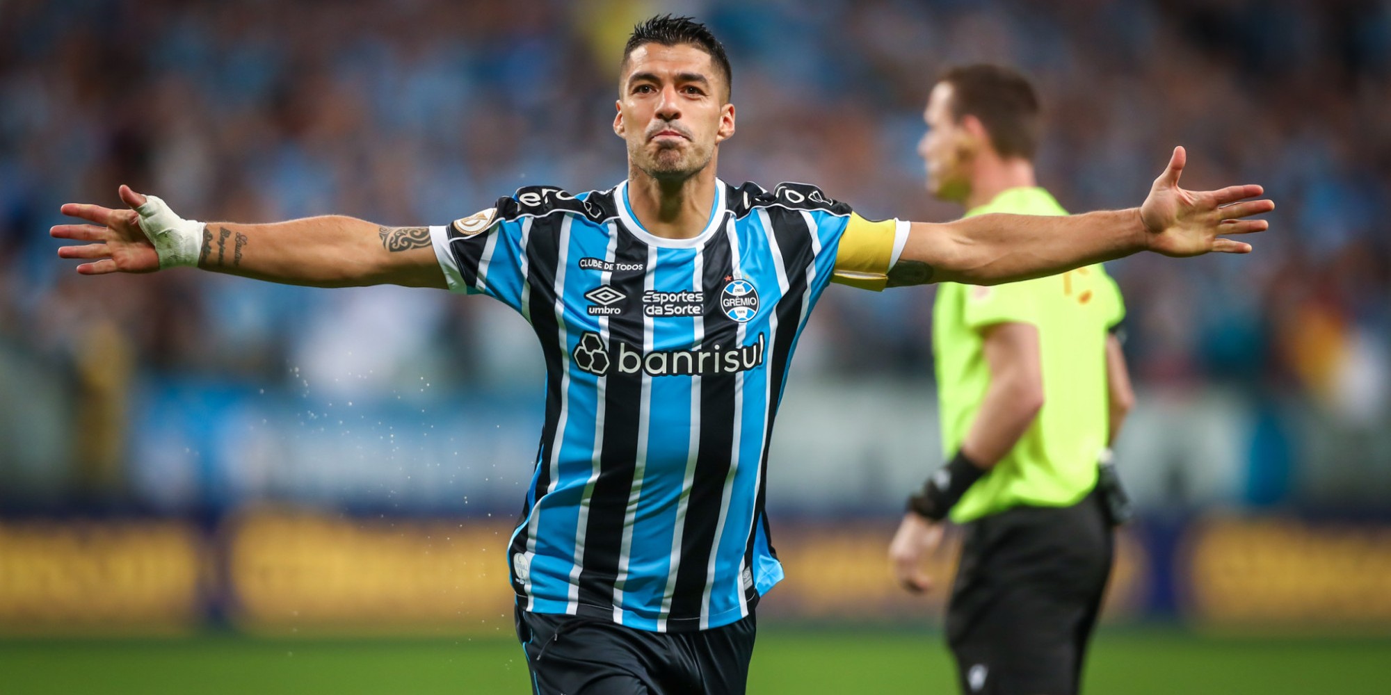 Mais de 50 mil torcedores estiveram presentes no jogo deste domingo (3). Mais de 50 mil torcedores estiveram presentes no jogo deste domingo (3).