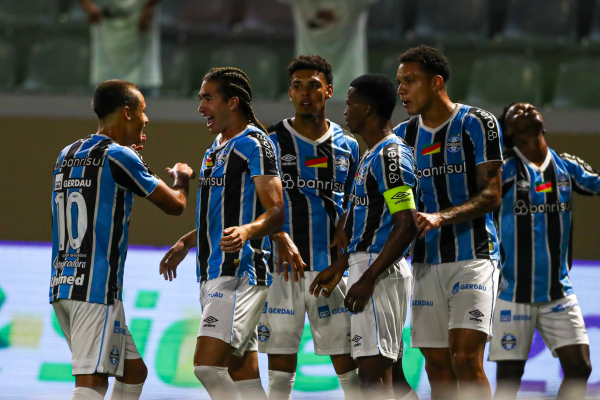 O Tricolor Gaúcho venceu com gols de Pedro Gabriel, Gabriel Mec e Luis Eduardo e agora vai enfrentar o Corinthians em busca de uma vaga na grande final.