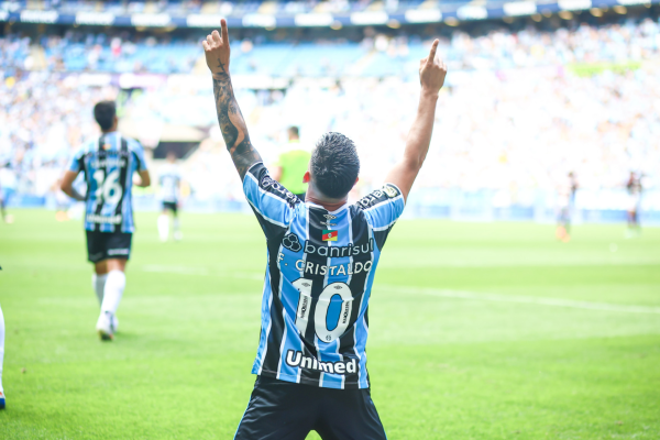 Com gols de Cristaldo e um gol contra de Ruan, a equipe gaúcha alcançou 44 pontos e assegurou matematicamente sua permanência na elite do futebol brasileiro para 2025.