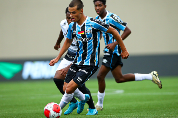 Foi a sexta vez que o Tricolor Gaúcho chegou à semifinal da principal competição de base do país.
