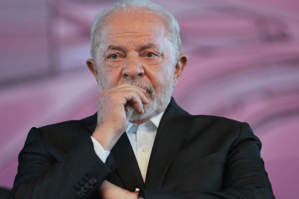 Lula conversa com primeiro-ministro da Noruega nesta terça-feira (11)