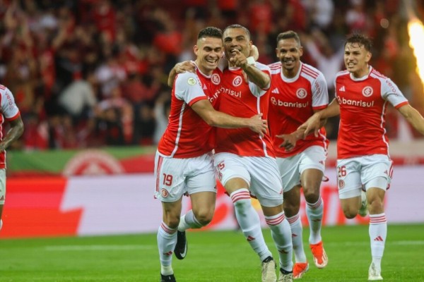 Com gols de Alan Patrick, Mercado e Borré, o Colorado chegou a terceira vitória consecutiva no campeonato.