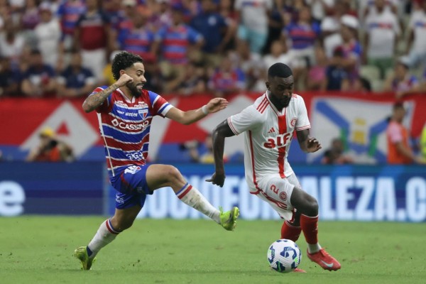 Com gol anulado de Moisés, pelo lado do time mandante, o placar não saiu do zero neste domingo (13), no Castelão; o Colorado voltará a campo na quarta-feira (16) contra o Palmeiras e depois vai encarar o Grêmio no próximo sábado (19).