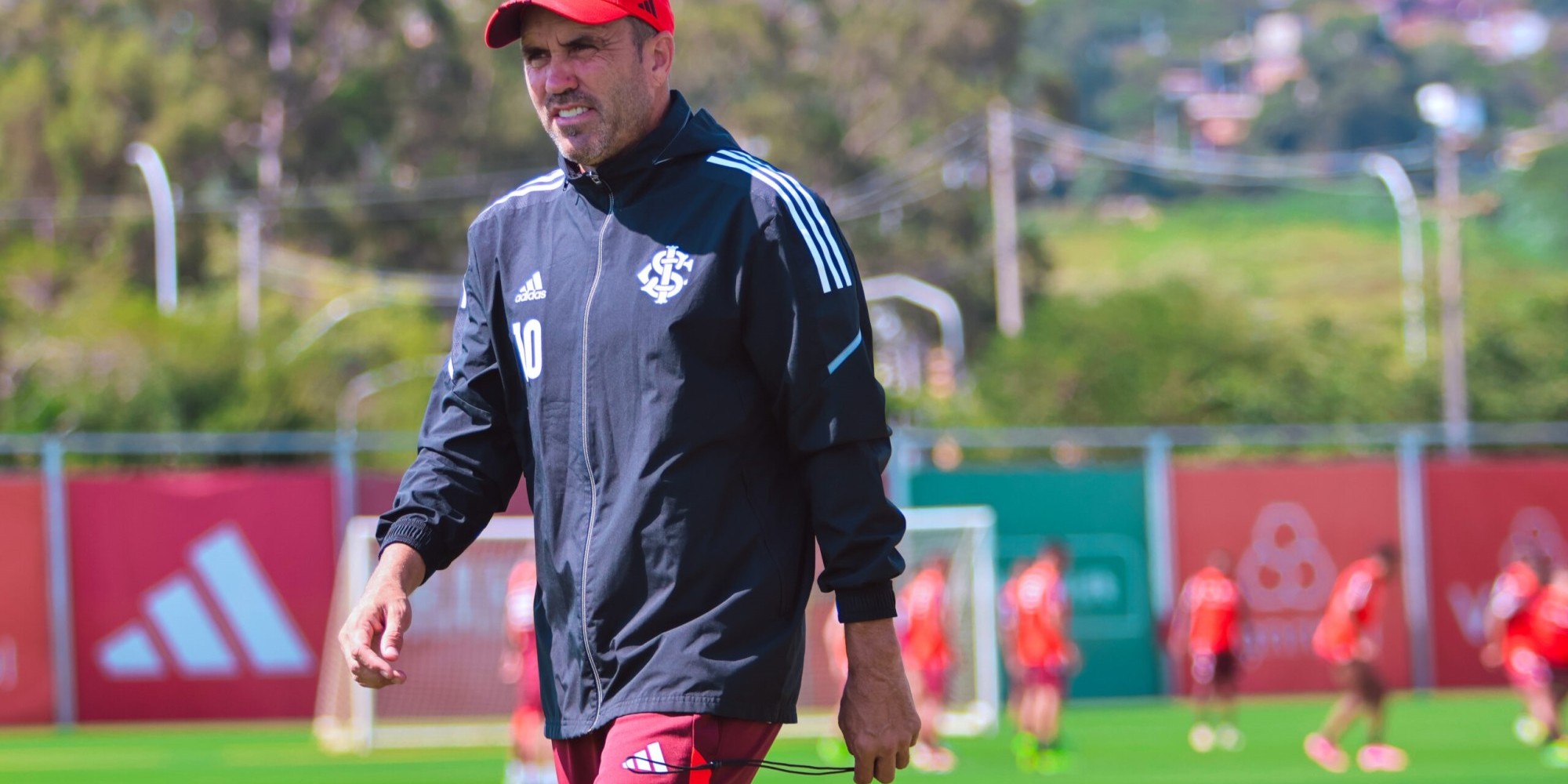 O Colorado deve ter novidades na equipe titular. O Colorado deve ter novidades na equipe titular.