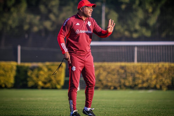 Será a estreia do técnico Roger Machado no estádio colorado.