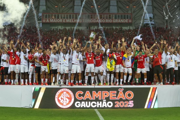 Com nove vitórias em 12 jogos e 83,3% de aproveitamento, o Colorado é a melhor equipe da Série A do Brasileirão até agora, marcando gols em todos os jogos do Estadual.