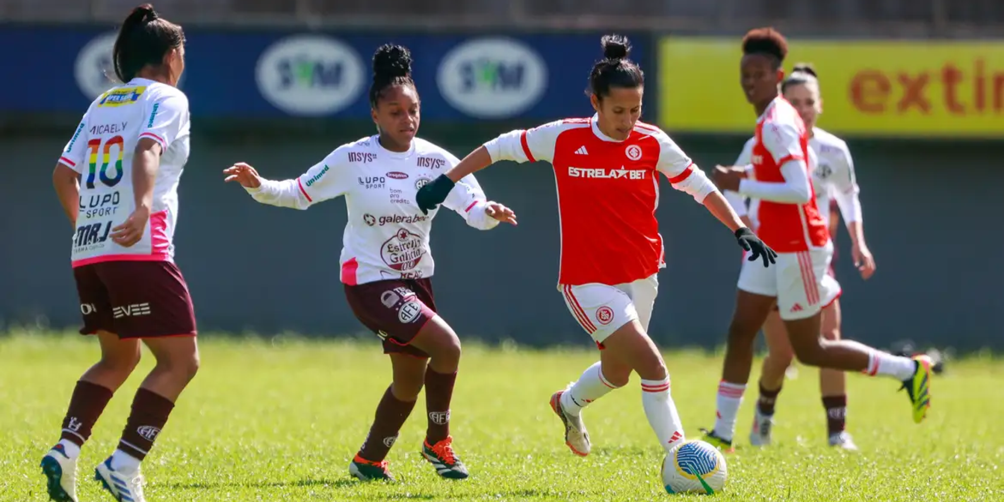 No segundo tempo, Duda Santos abriu o placar para as visitantes e Priscila empatou para o Colorado. No segundo tempo, Duda Santos abriu o placar para as visitantes e Priscila empatou para o Colorado.