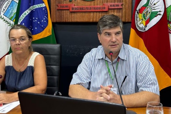 Secretário presta esclarecimentos sobre o IPTU na Câmara de Vereadores