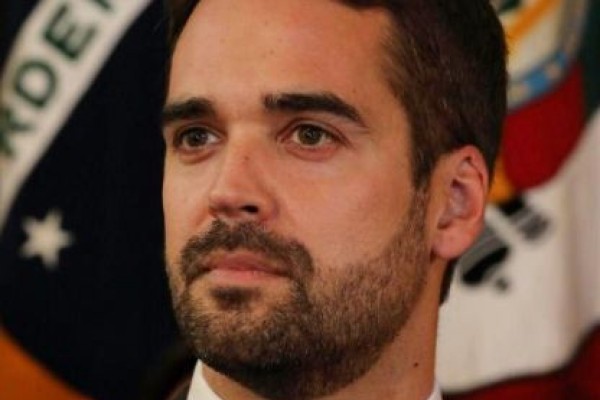 Governador Eduardo Leite envia mensagem para família de Adroaldo Conzatti