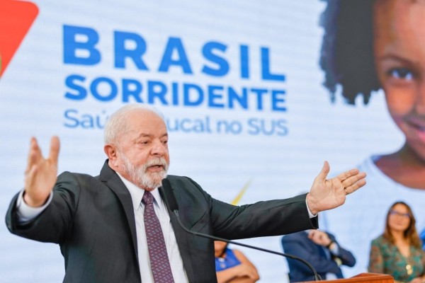 Governo Lula anula mais de 230 decretos de governos anteriores 