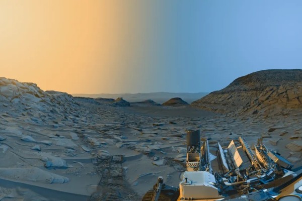Robô da Nasa captura imagem de paisagem de Marte
